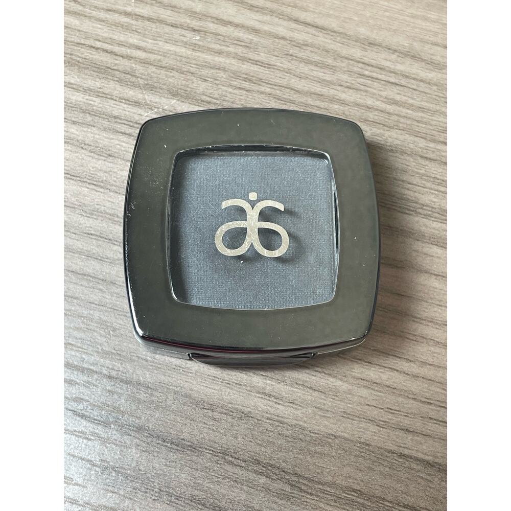 Arbonne About Face Eye Shadow Full Size Blackout‎ Matte Finish Discontinued Rare